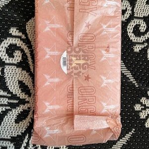 Jeffree Star Orgy Pallet.